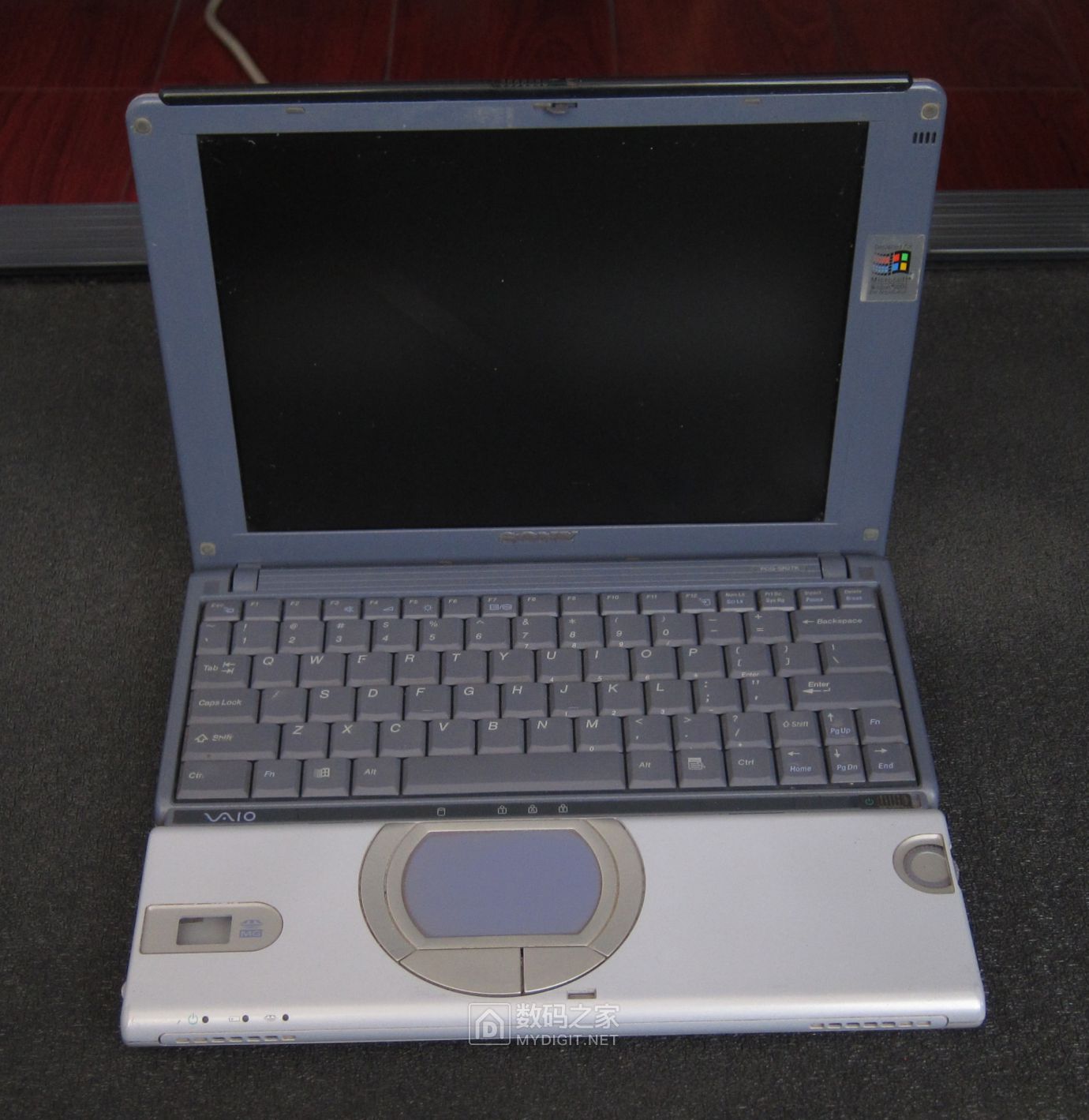 早期的日本进口索尼笔记本电脑一手自用的65元包邮非偏远