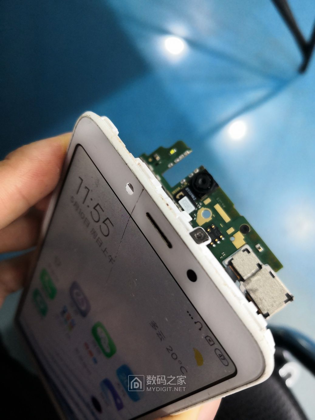 拆修红米6-拆耳机插座 - 拆机乐园 数码之家