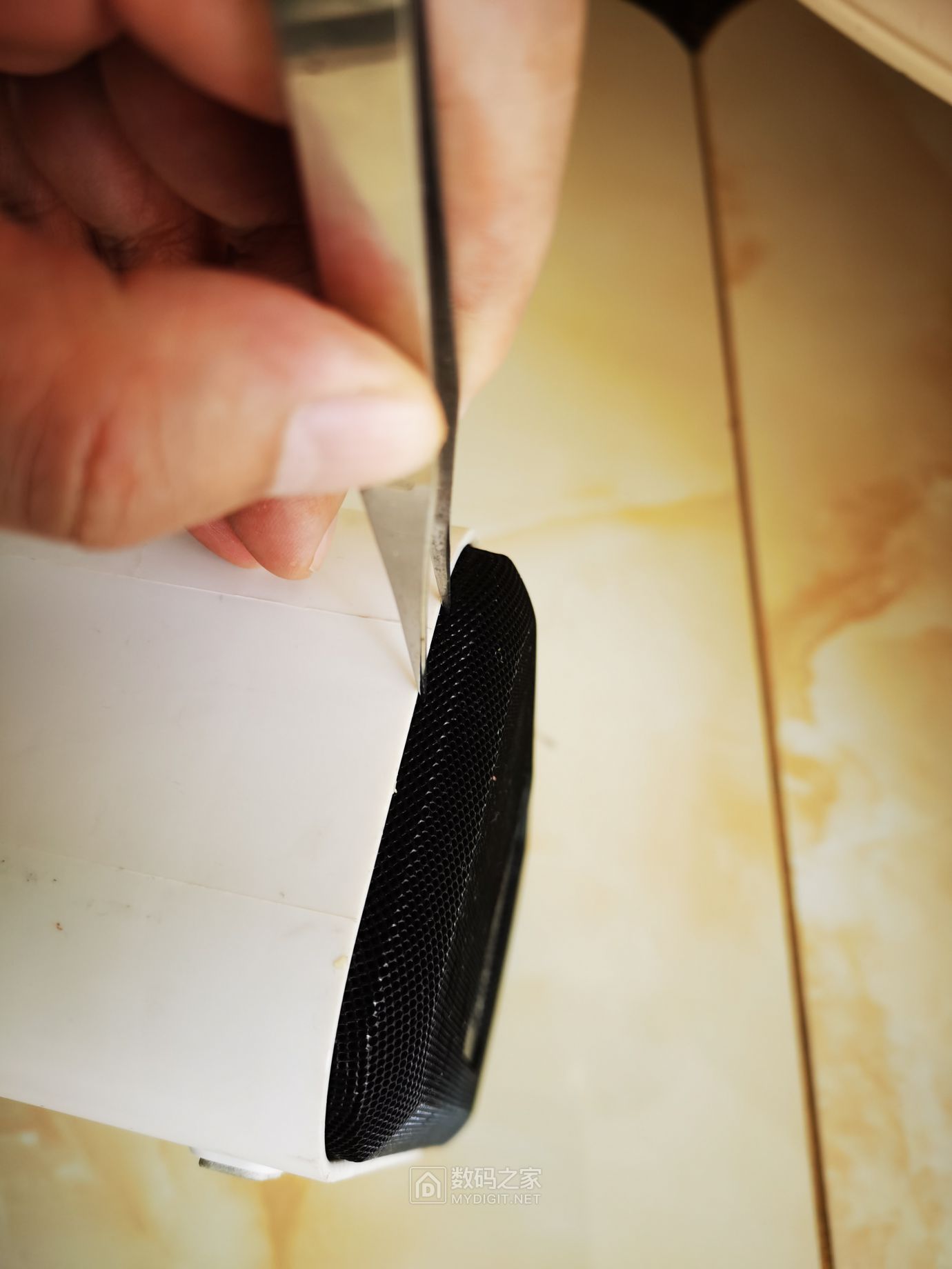 朗技d200蓝牙音箱拆解(locitech ibox)