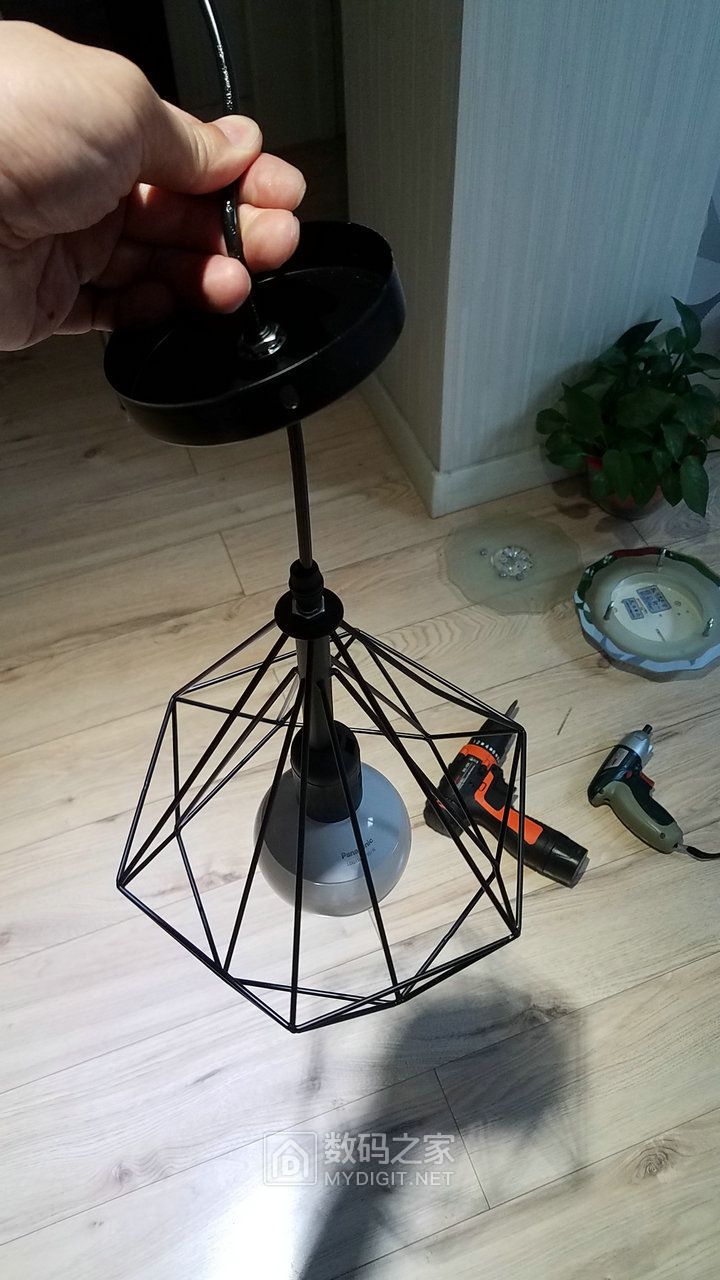 邦古扬照明58元鸟笼e27金属餐吊灯松下换下十五载老灯