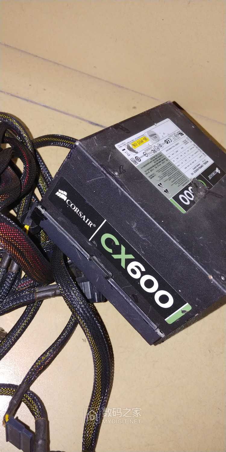 拆个炸了的海盗船cx600电脑电源