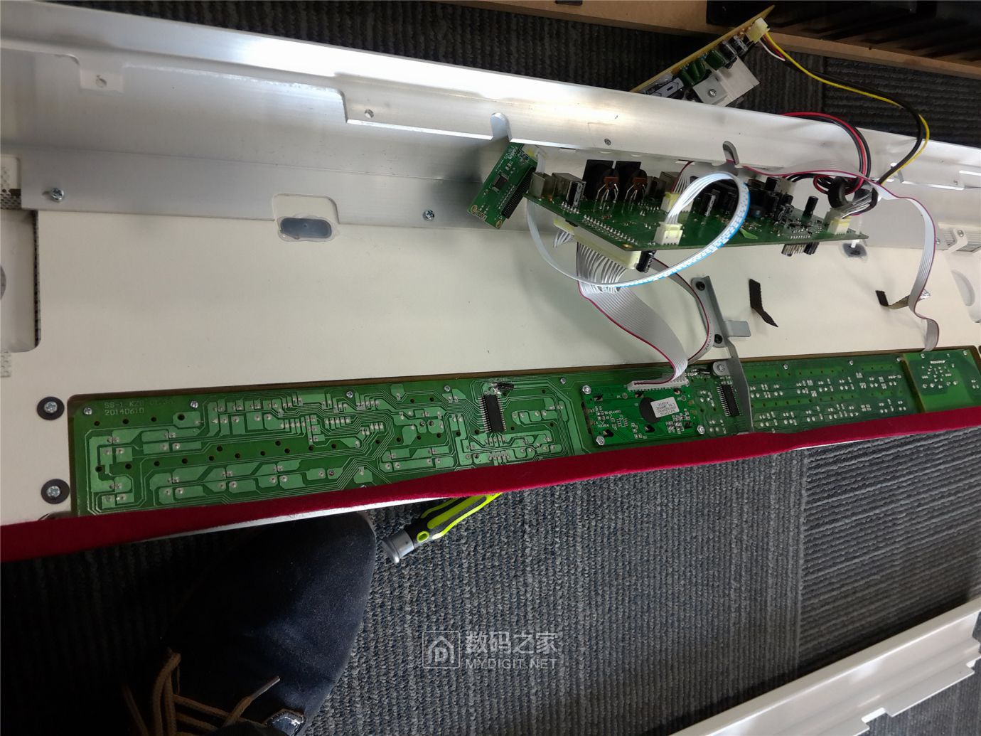 rolandmp100wh乐兰电子钢琴拆解