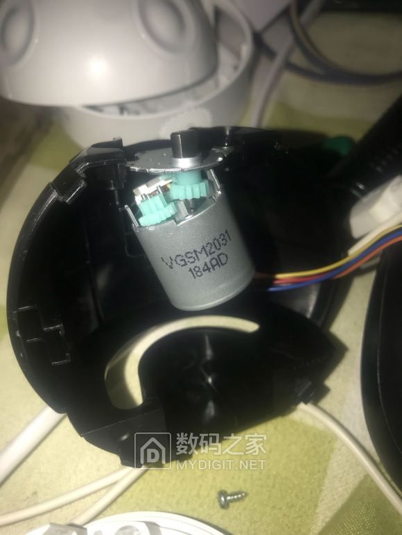 萤石摄像头c6cn拆一半拆不下去了,求助 - 拆机乐园 数码之家