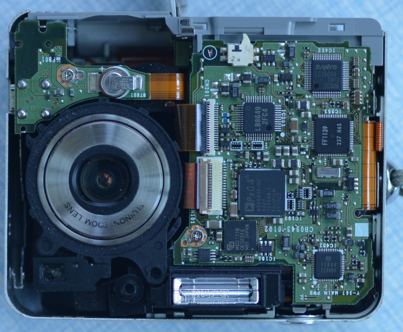 富士f401数码相机拆机