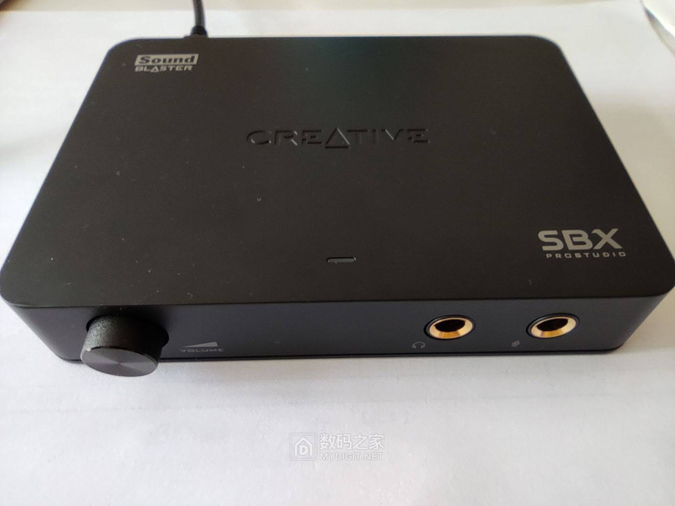 双声道立体声创新digitalmusicpremiumhd外置声卡拆解