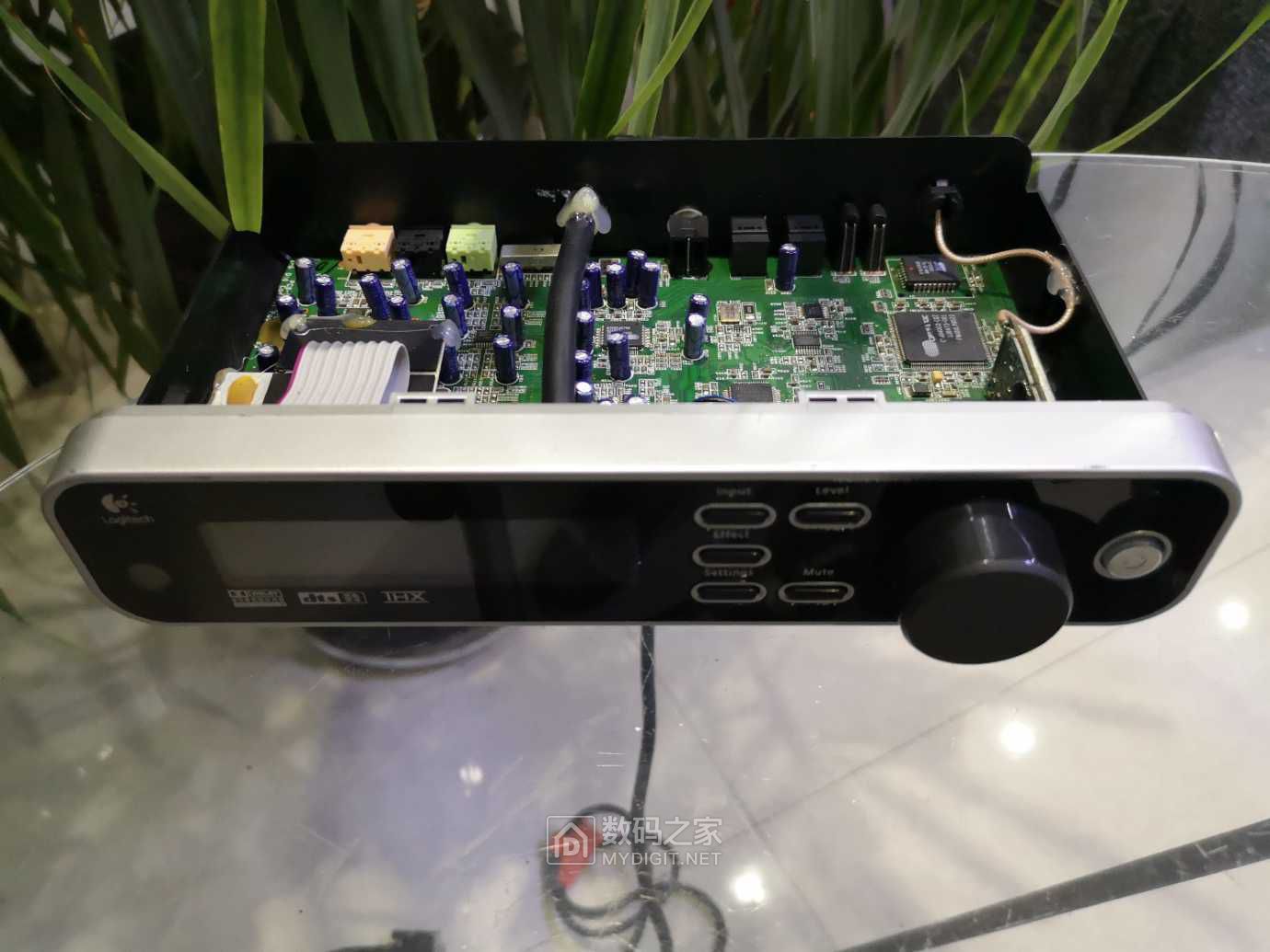 拆解罗技z5500美版解码器