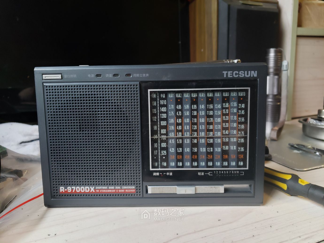 德生收音机r9700rx音量改旋钮电位器