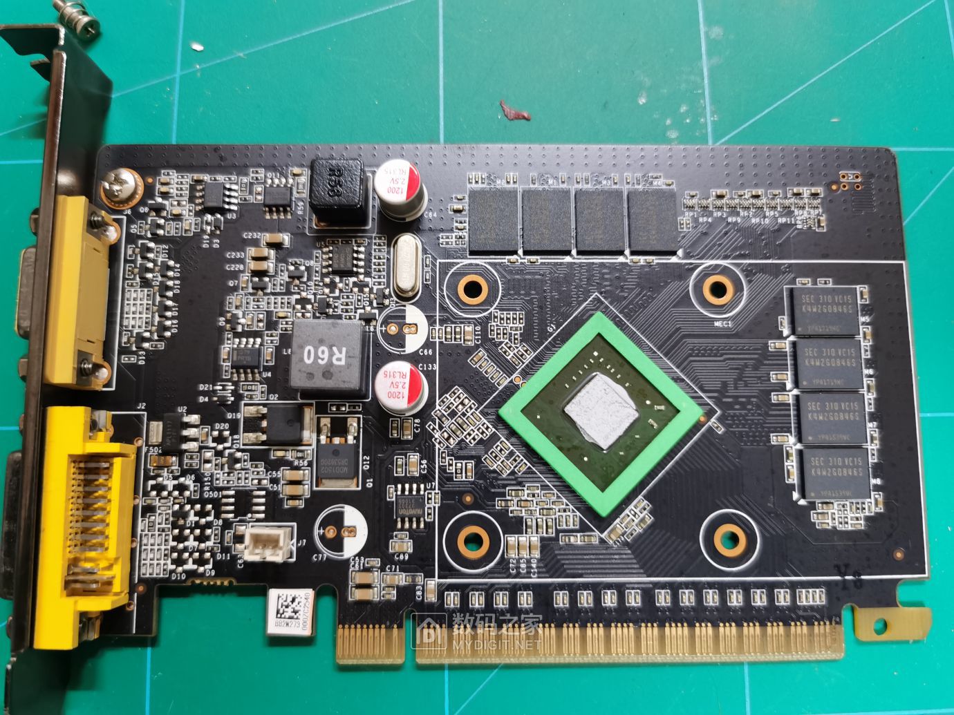 索泰gt610-2gd3 冰铠士vb