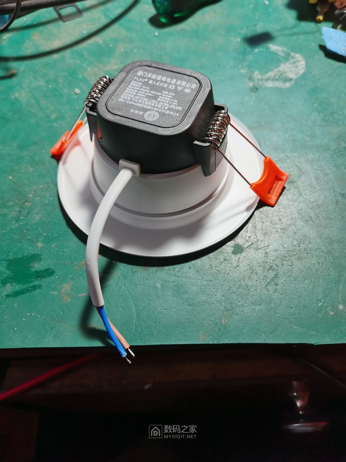 35元6个包邮的厦门开际照明flkl简易筒灯拆解