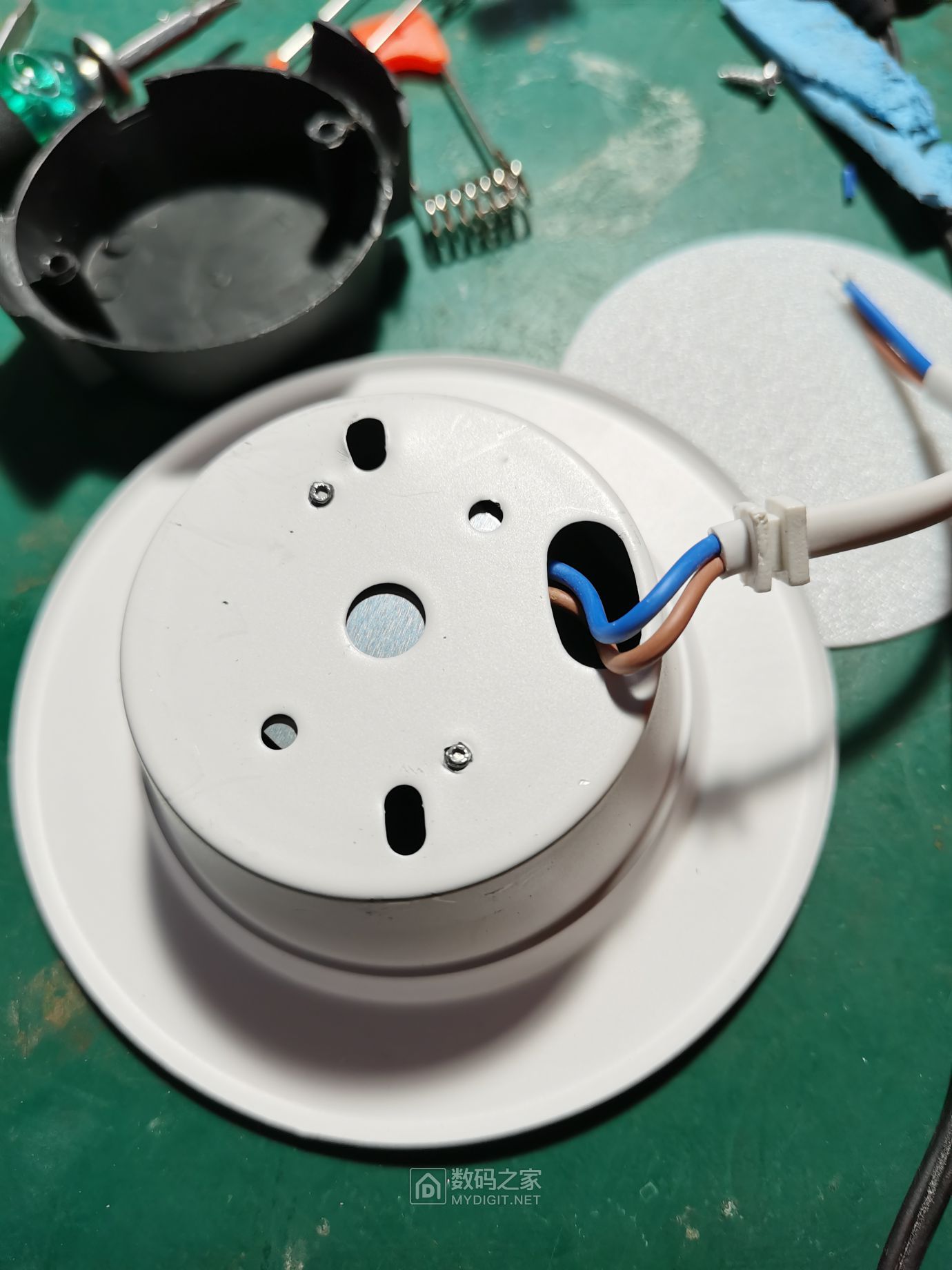 35元6个包邮的厦门开际照明flkl简易筒灯拆解