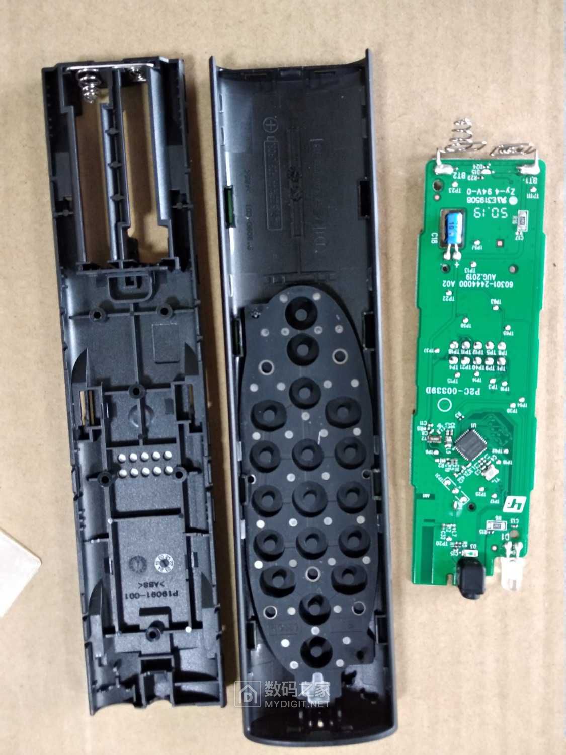 拆解索尼新款语音蓝牙红外电视遥控器sonyrmftx700c