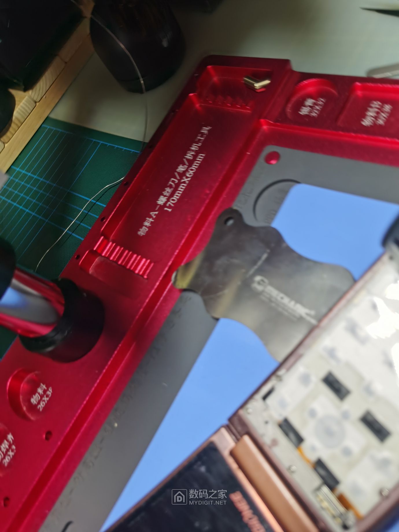 金立w909手机拆机