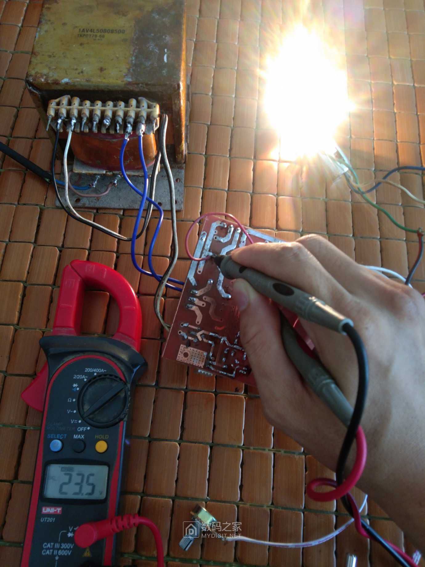 自制线性可调电源带载能力差