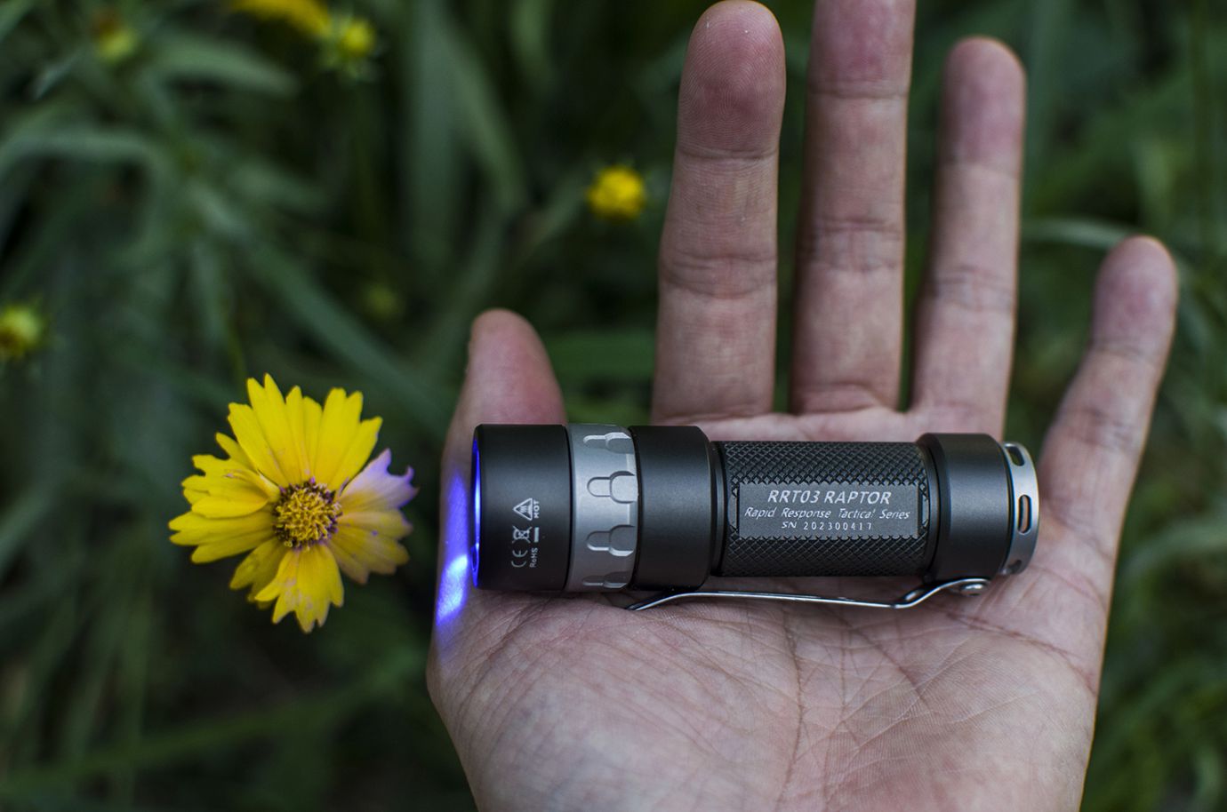 可长可短,三色变幻:jetbeam rrt03手电