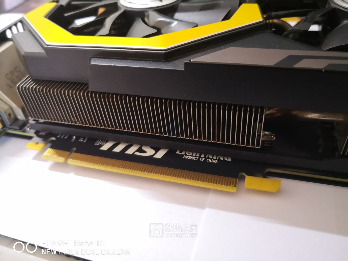 末代显卡卡皇微星gtx980tilightning顶级超频显卡拆解保养