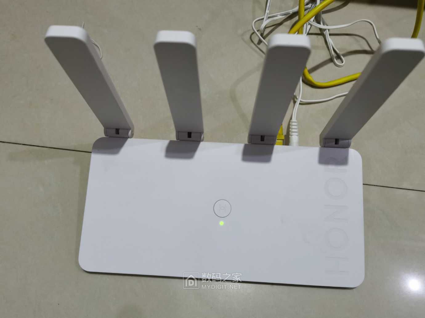 刚到手的荣耀路由器x3 拆机