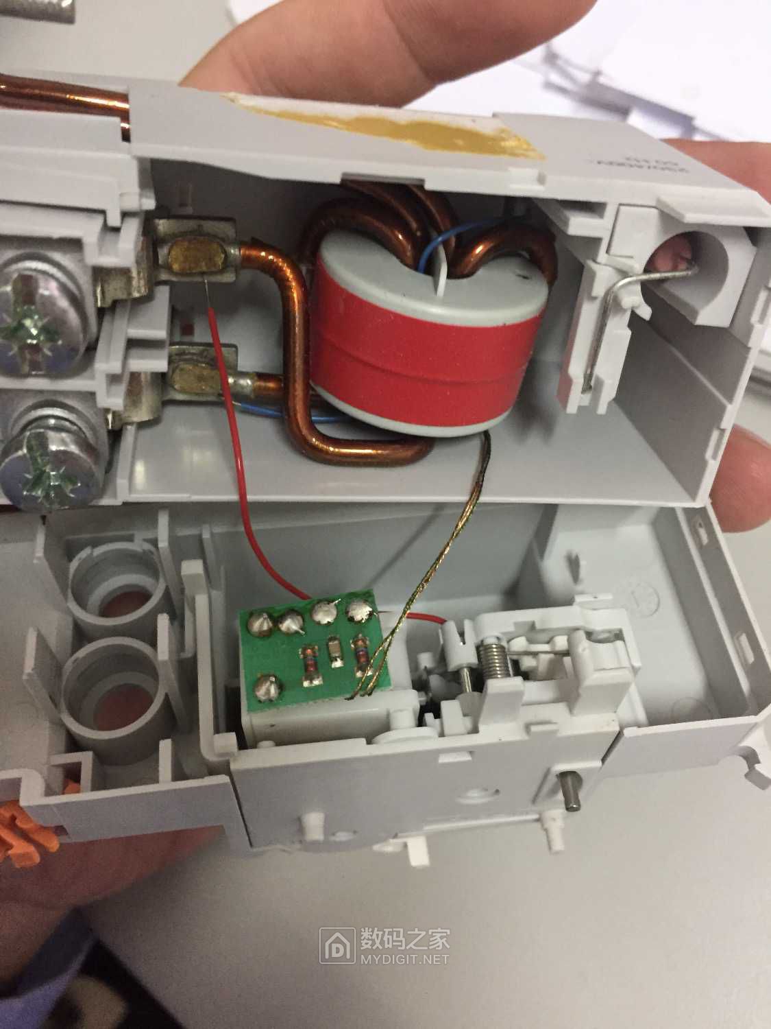 施耐德elm电磁式保护器拆解求真假schneidermulti9vigic65