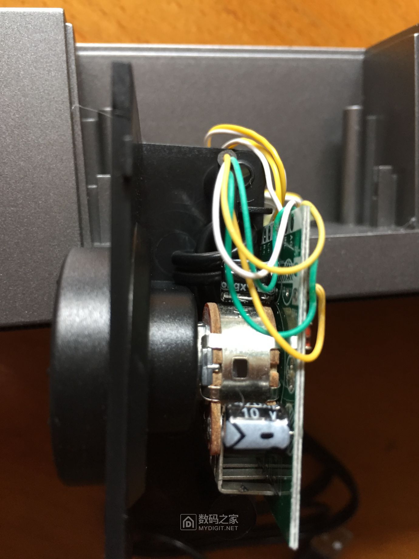 拆解索爱saa6蓝牙音箱