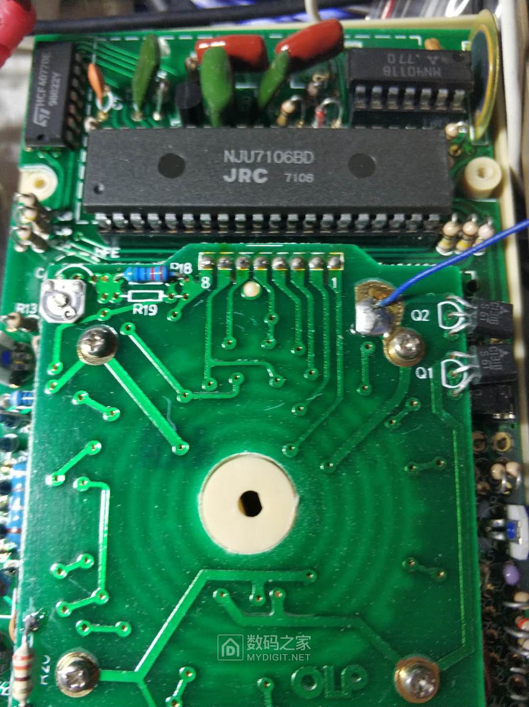 这特么是日本产的7106万用表univoltdt830