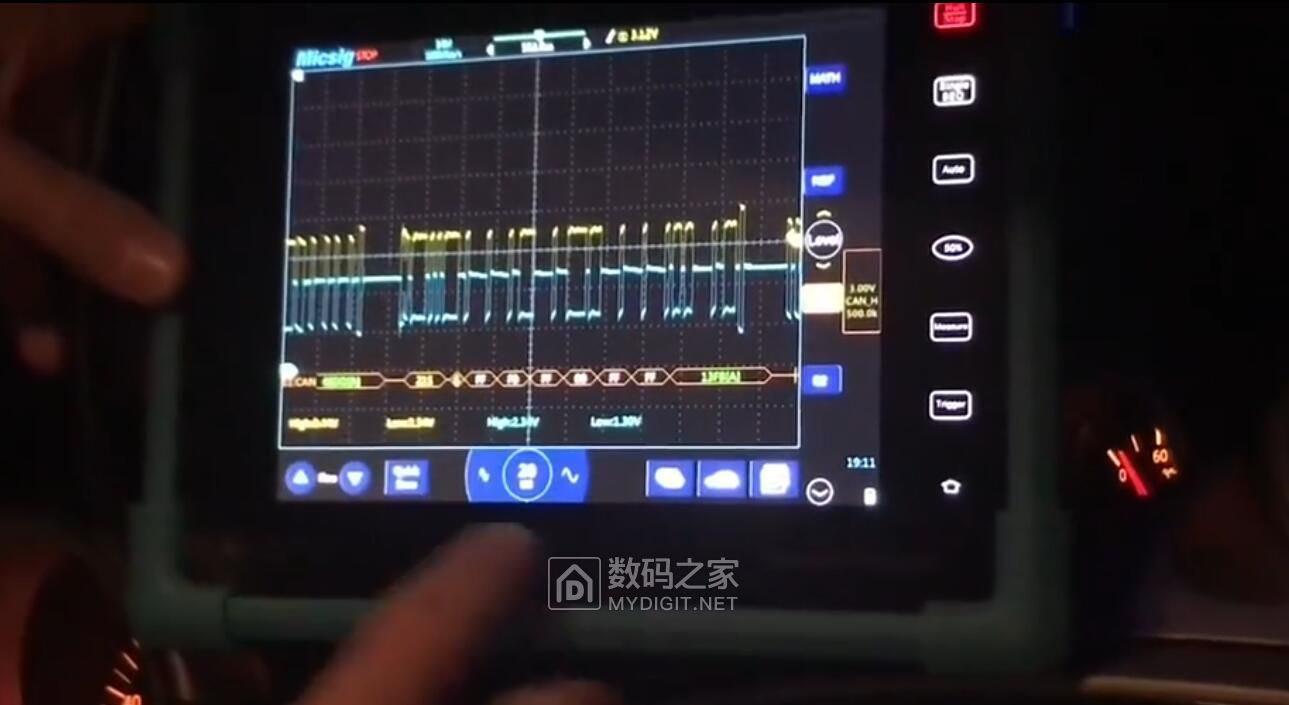 2示波器测量汽车CAN-BUS总线信号及波形分析.jpg