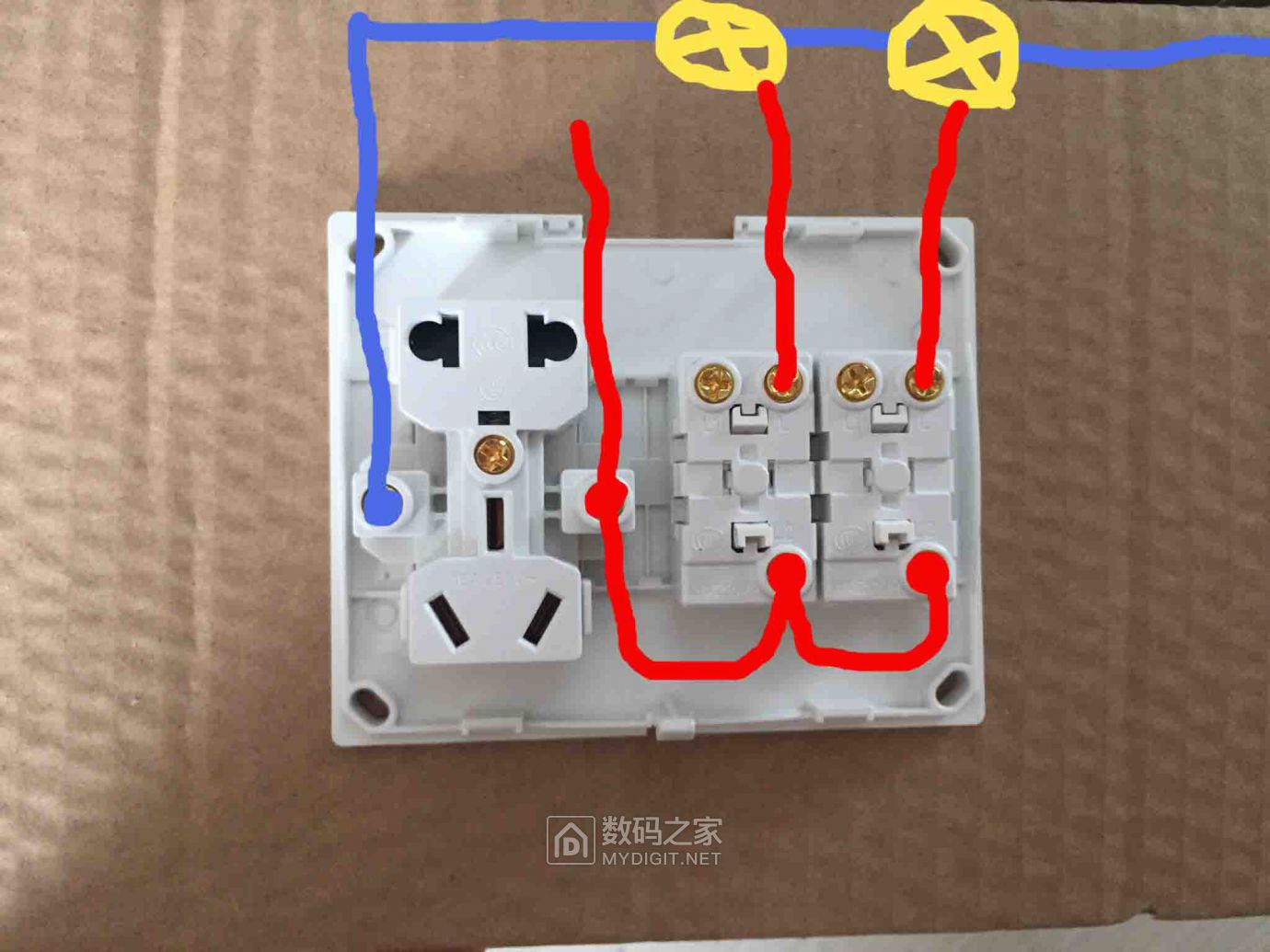 请教这样的双灯双控的86开关怎么接线