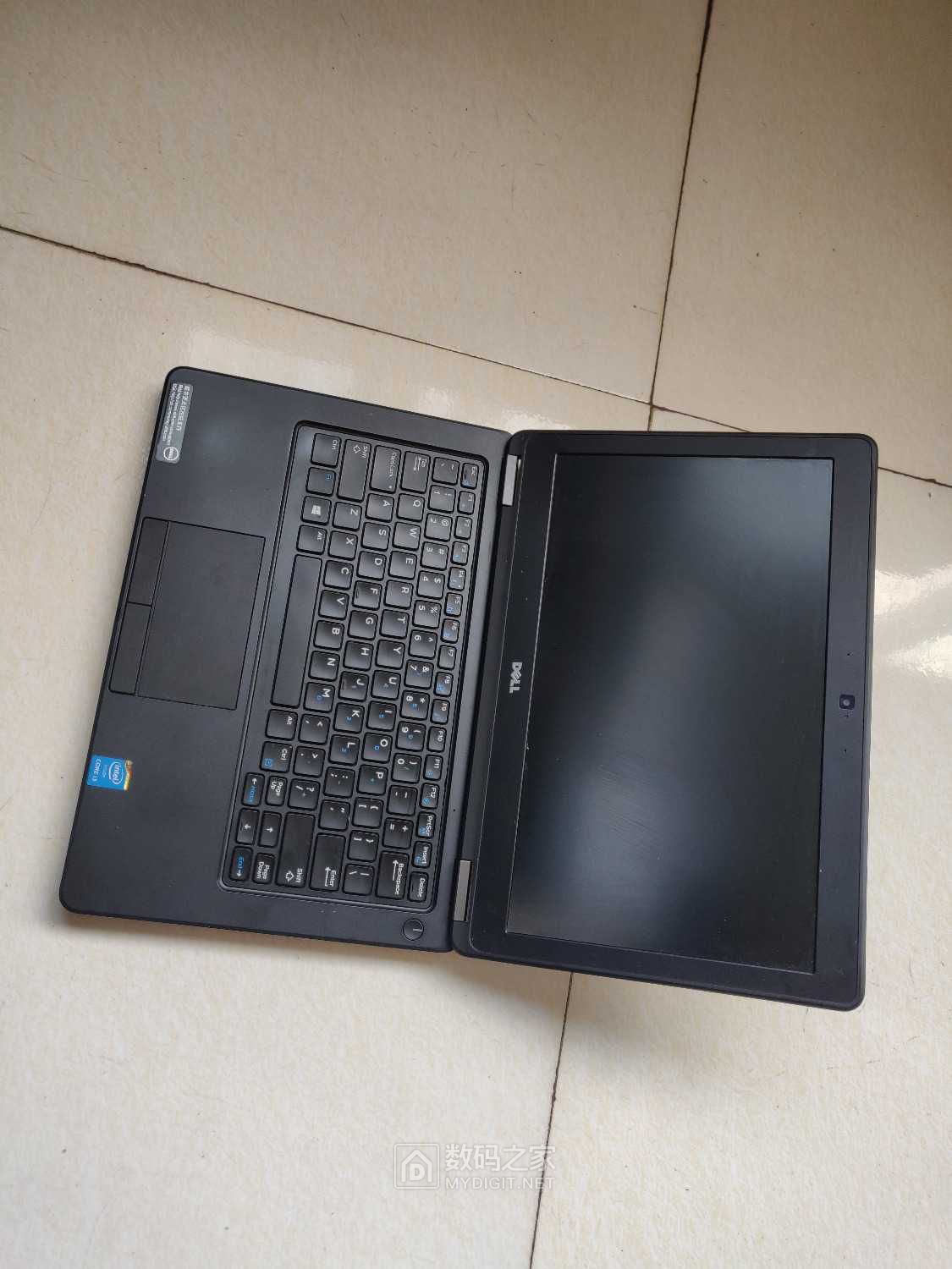 戴尔125寸四带i3笔记本只要750