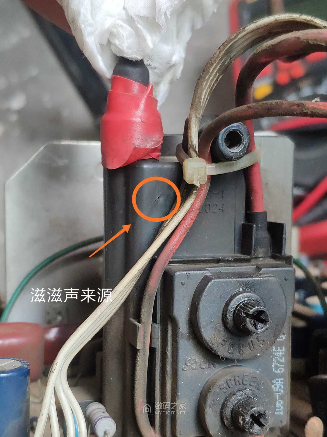 请教各位大神关于电视机高压包滋滋声原因的分析