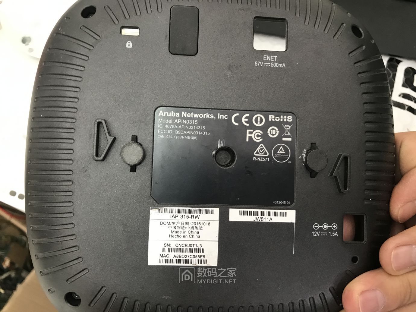 话不多说连拆几贴aruba无线ap之apin0315