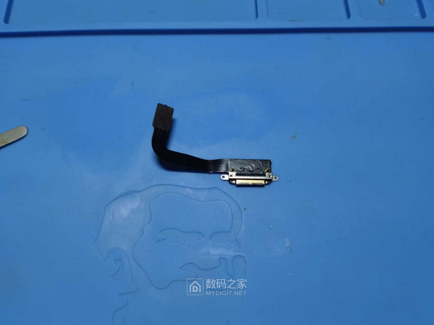 拆个ipad3 - 拆机乐园 数码之家