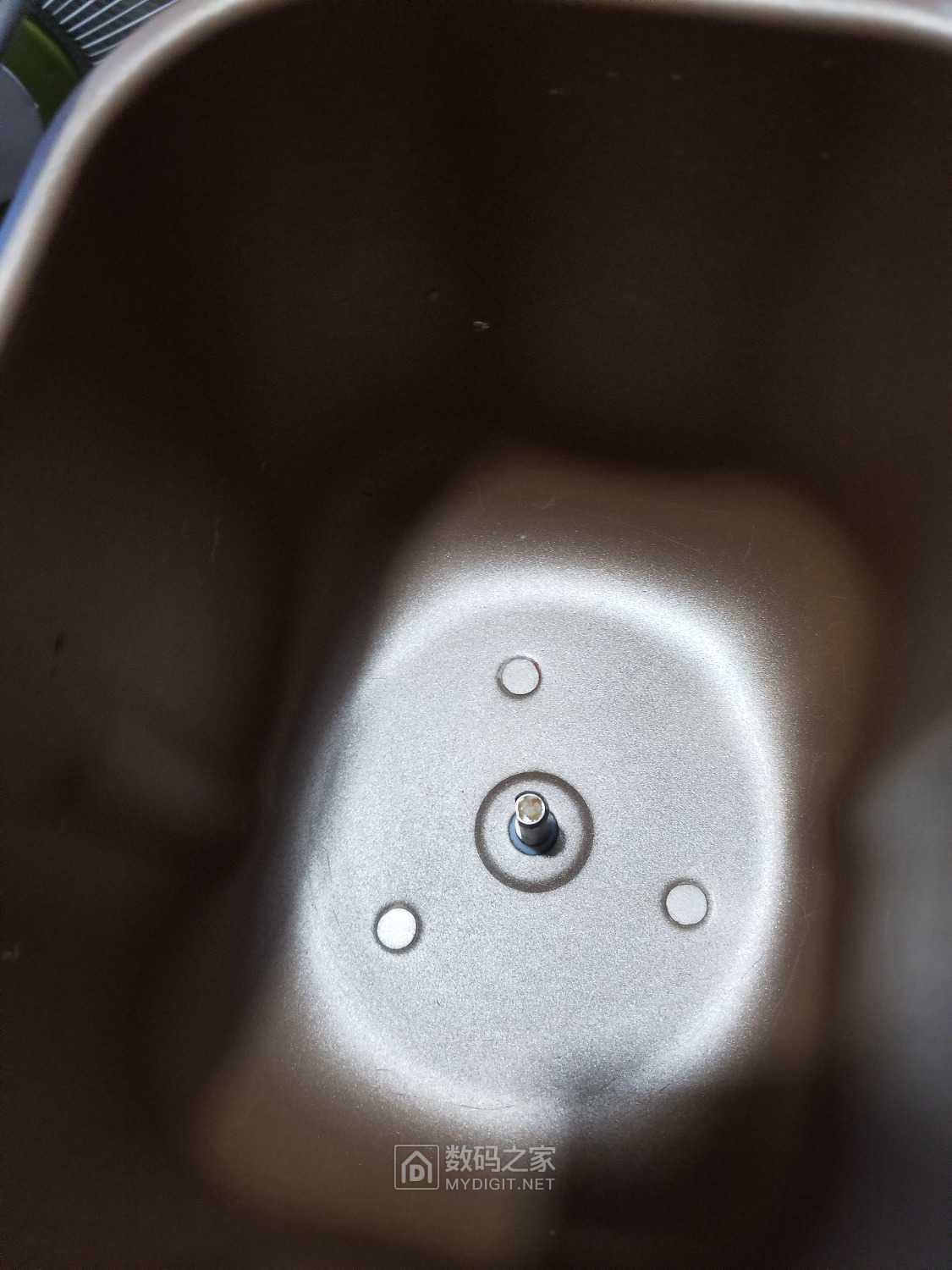 东菱面包机搅拌轴清理