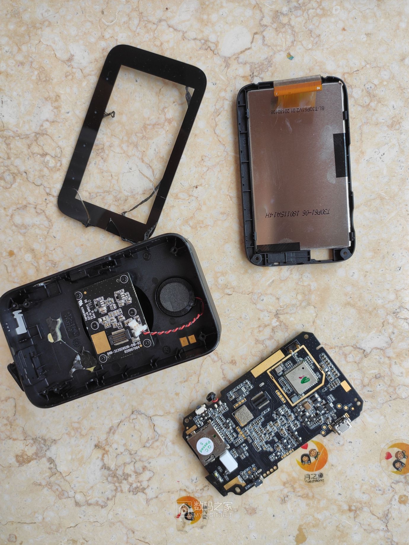 拆解小米米家行车记录仪(一代),附国际版多语言固件 - 拆机乐园 数码