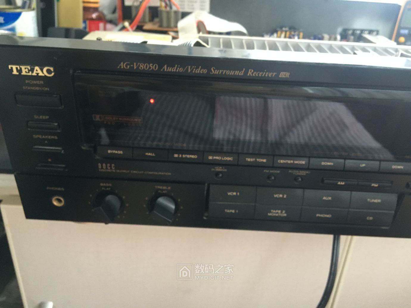 故障机teacagv8050av功放开机5秒自动待机