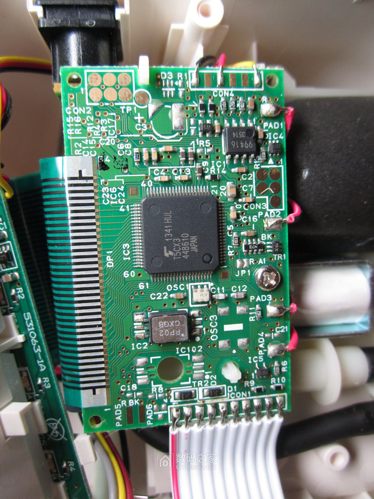 欧姆龙omron血压计hem7201拆修摸索am陶瓷谐振器晶振坏