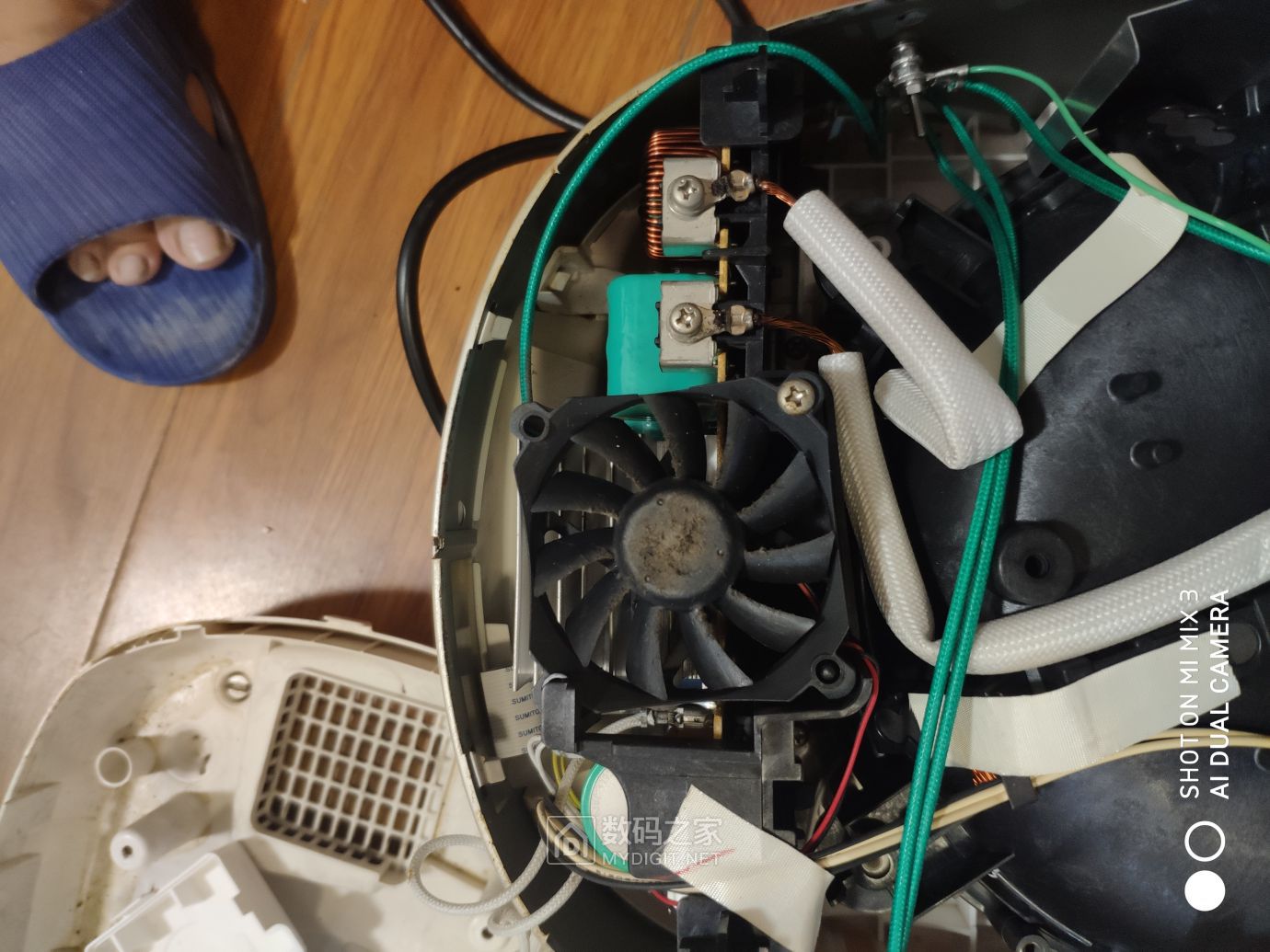 拆修东芝原装rcdt10vaih电饭煲翻车放生