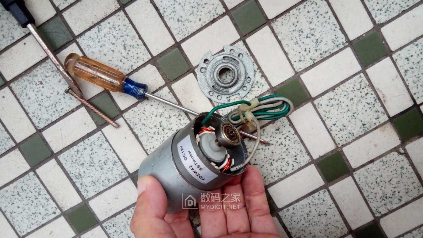 再拆个无刷电机