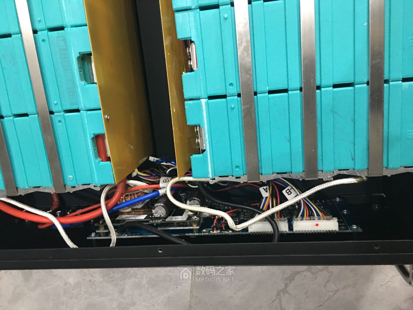 保护板位置特写1