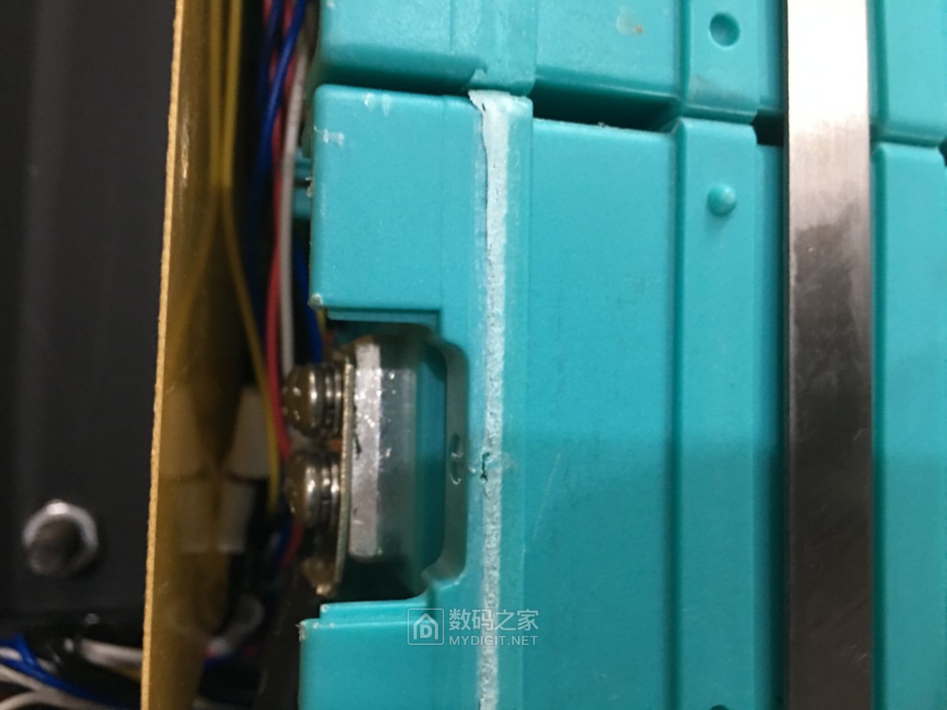 保护板位置特写2