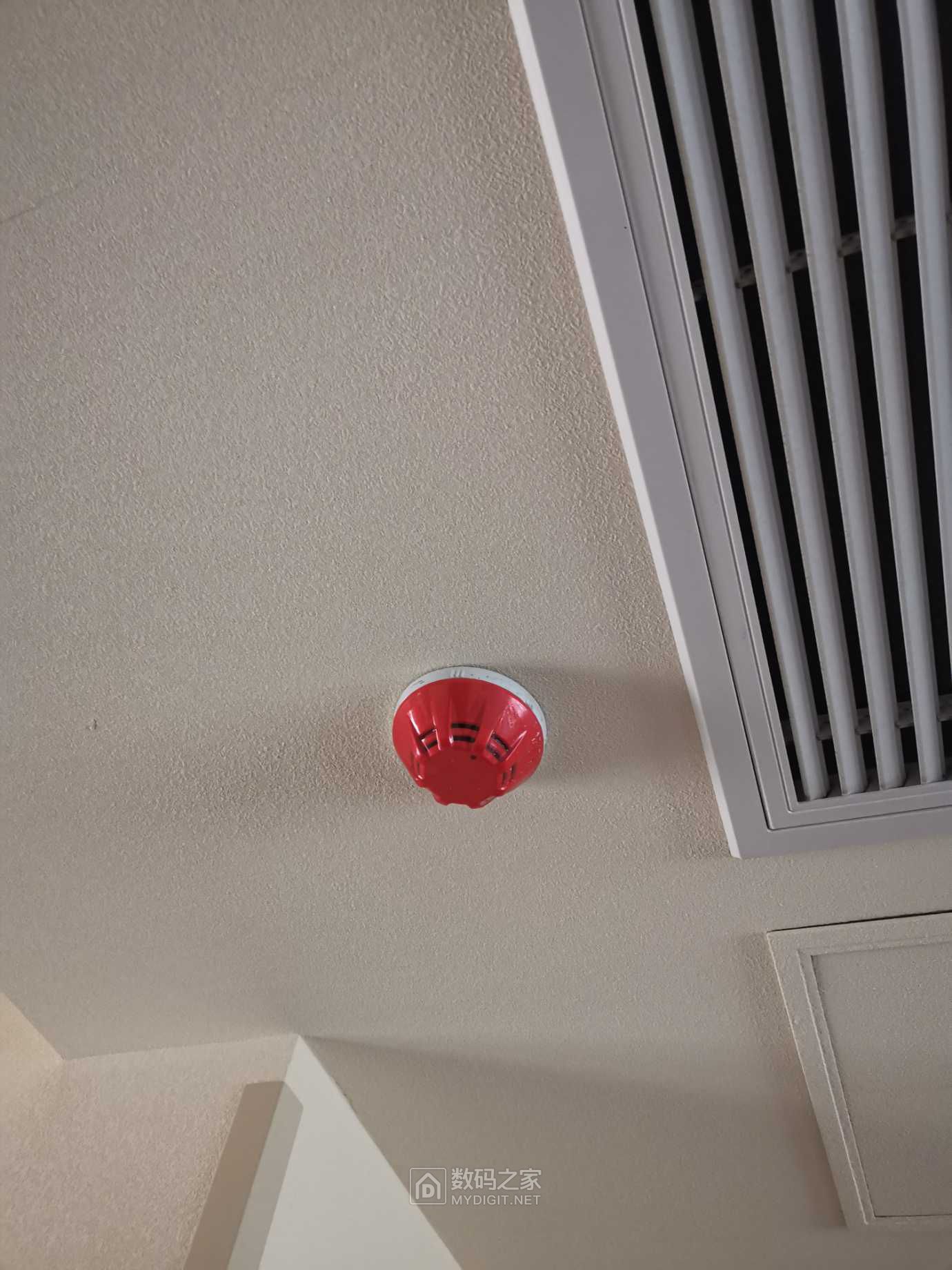 求助烟感报警器取电