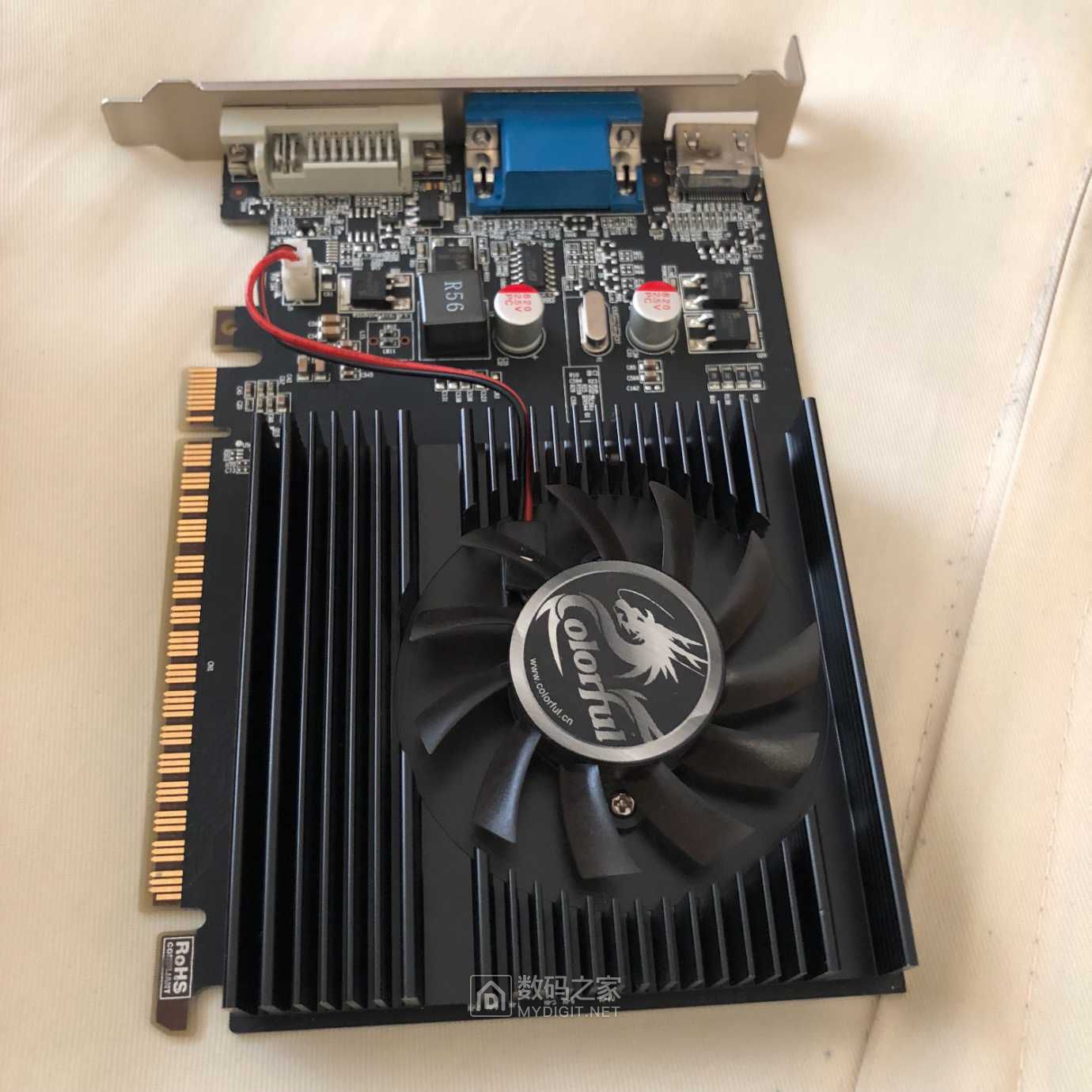 七彩虹gt610显卡清灰尘