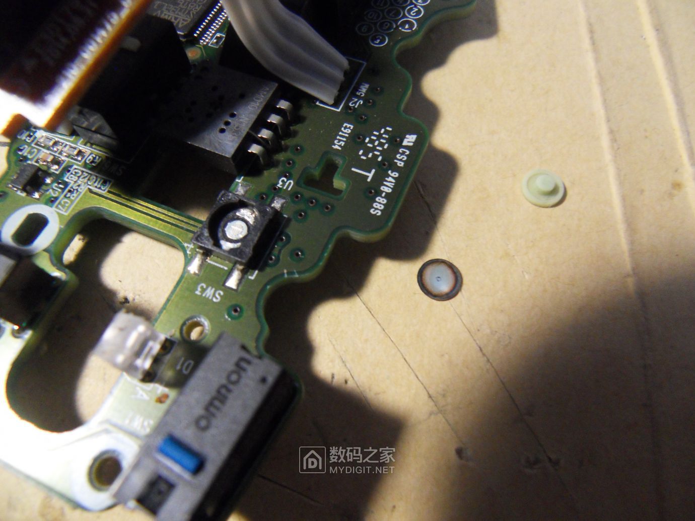 拆修罗技g302鼠标