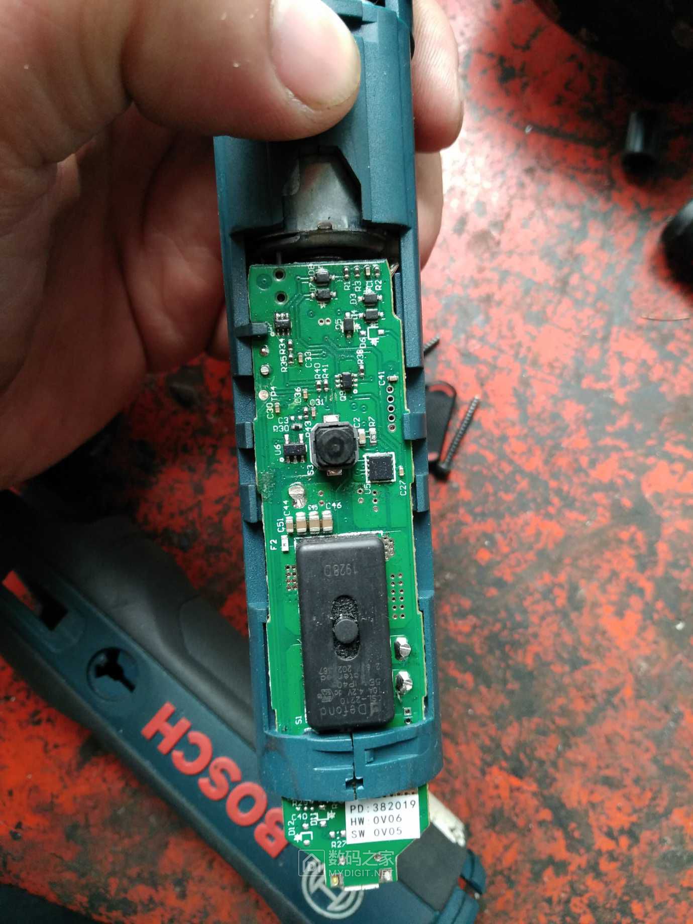 拆博世电批 - 拆机乐园 数码之家