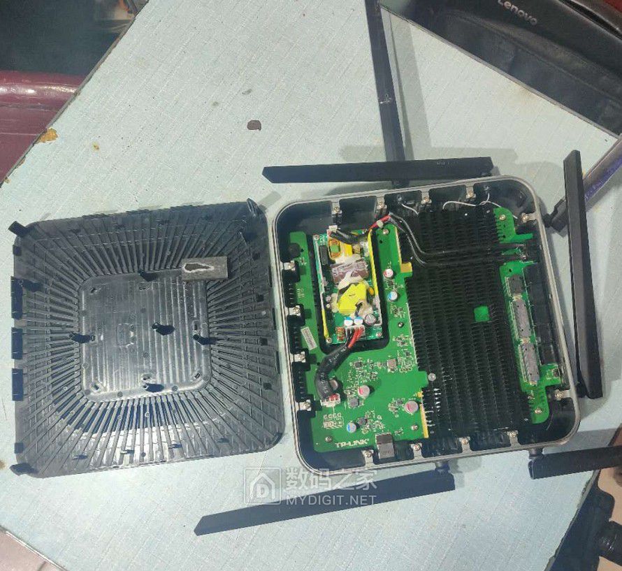 tplinktlwar1750l拆机方法