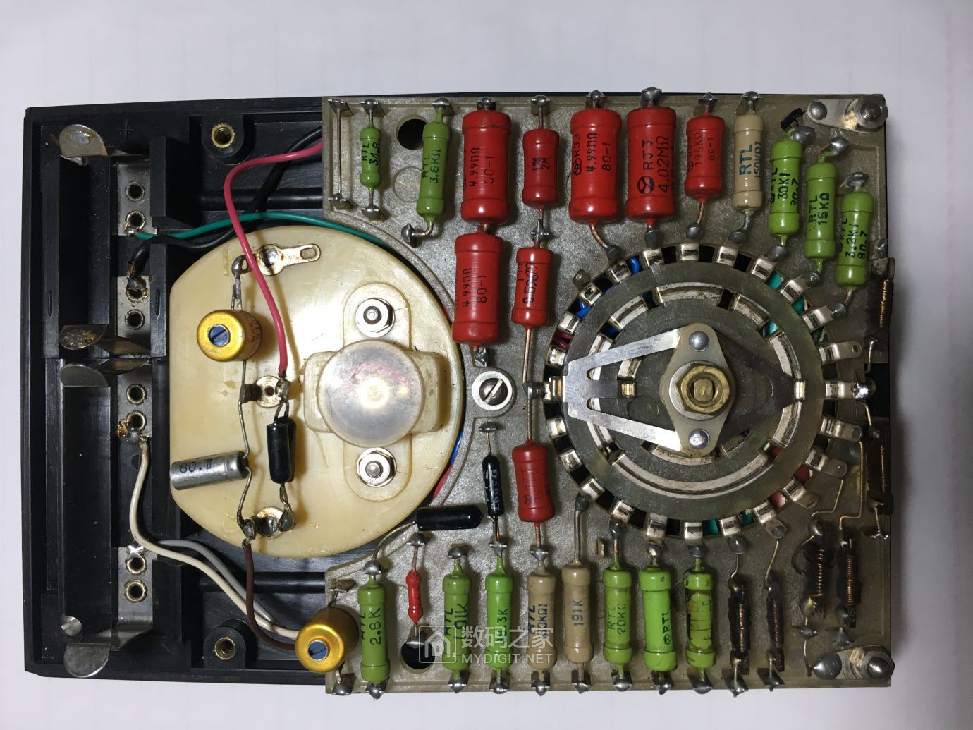 拆解一块早期产的mf47指针万用表