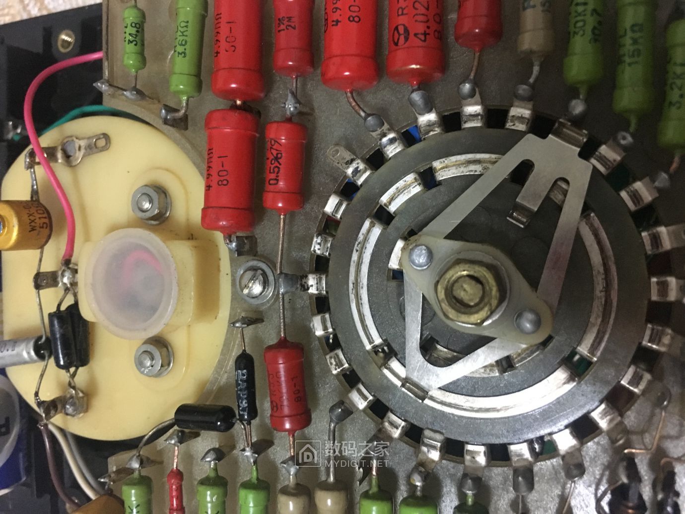 拆解一块早期产的mf47指针万用表