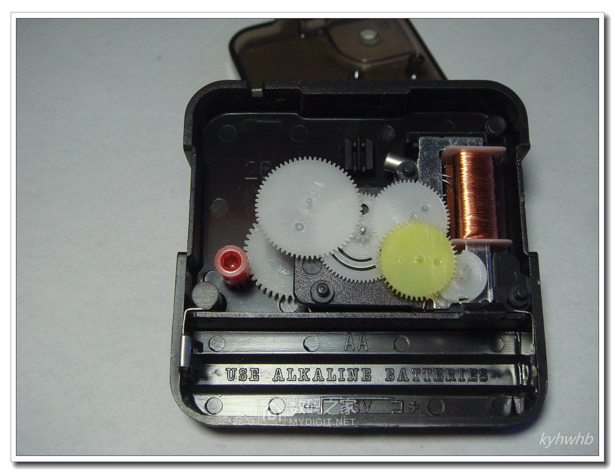 石英钟扫秒机芯拆测 - 拆机乐园 数码之家