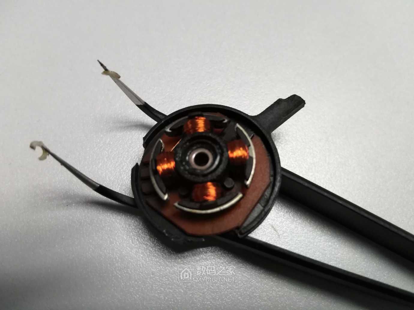 拆个遗弃的直流无刷风扇