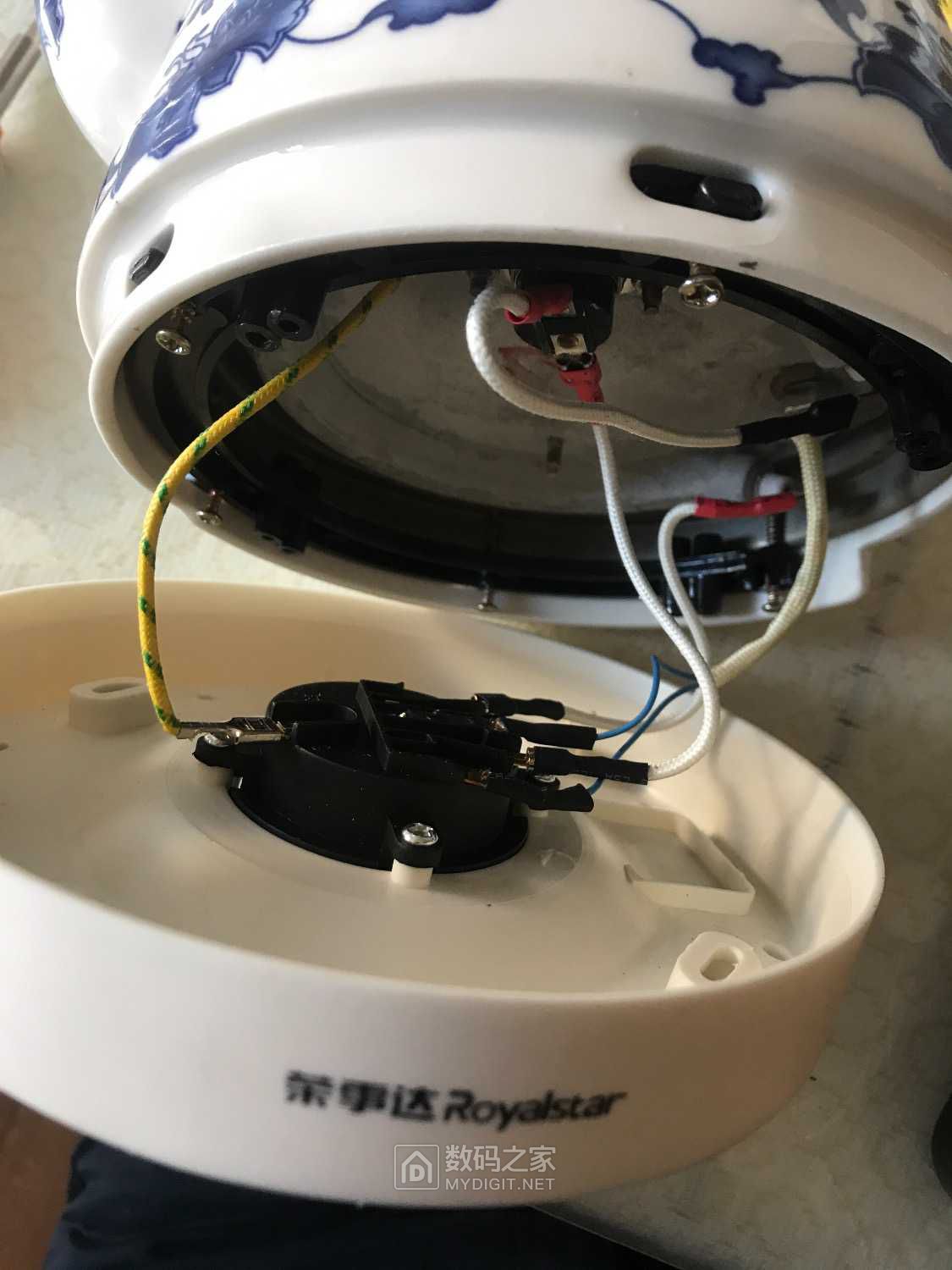 荣事达电热水壶不工作拆开看看