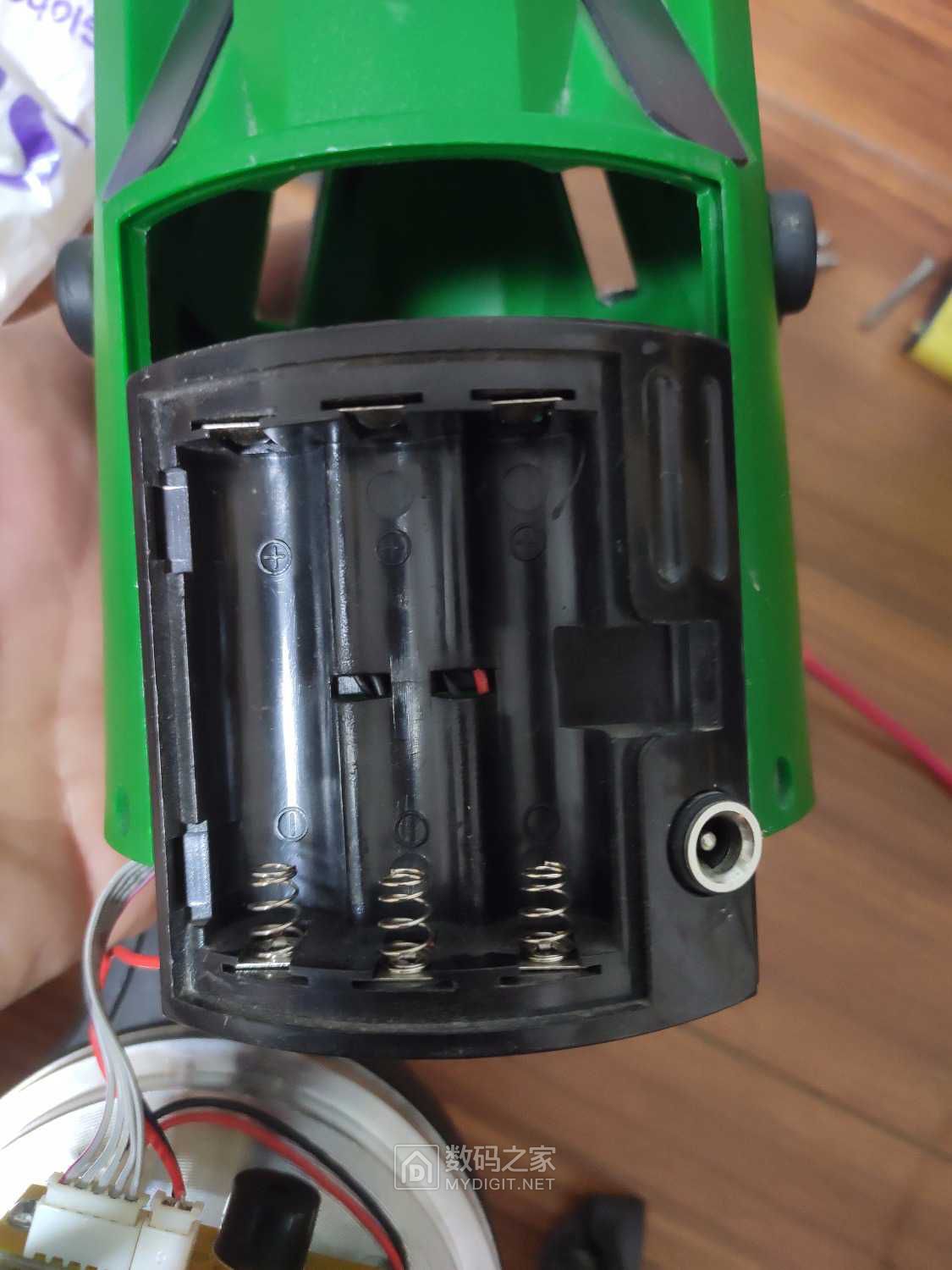 拆修一台绿光三线水平仪后续