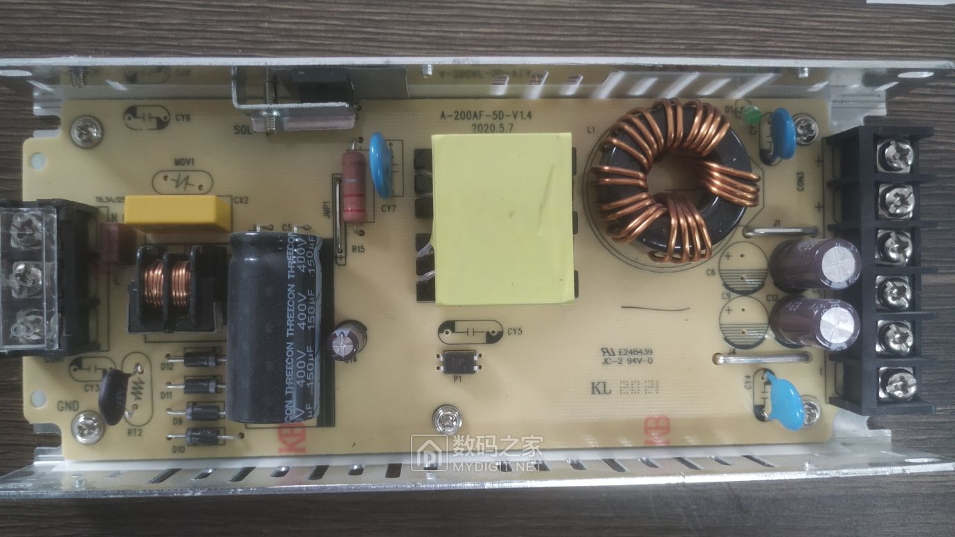 请帮忙看看5v40a开关电源输出0v是哪个原件坏了