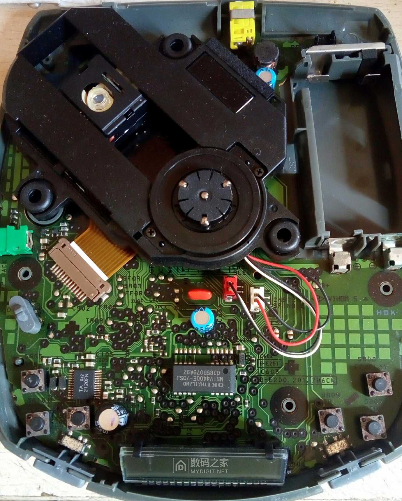 拆修不读盘的索尼cd机随身听sonyde200